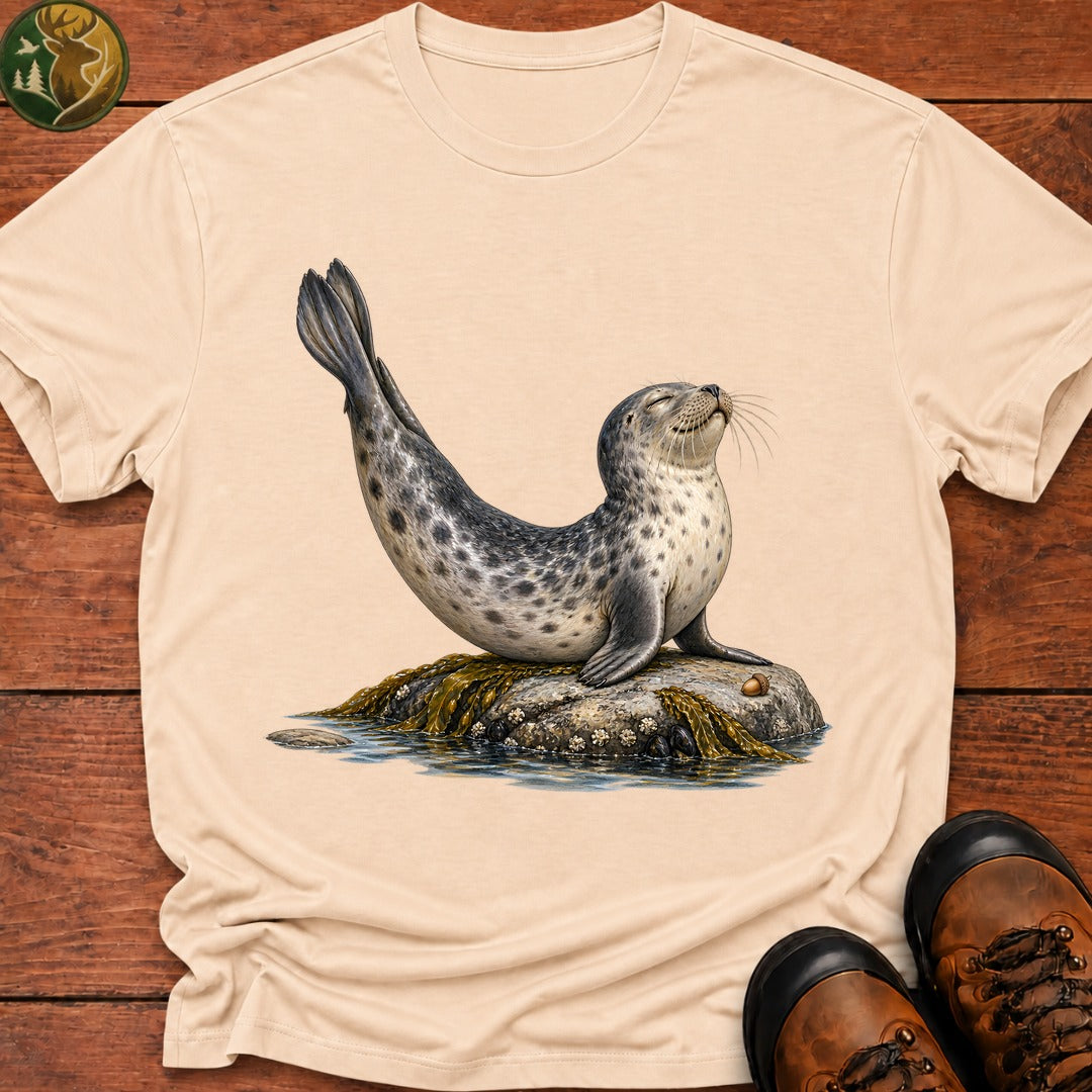 Harbor Seal Banana Pose T-Shirt - Ivory